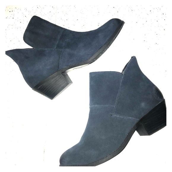 navy blue leather ankle boots